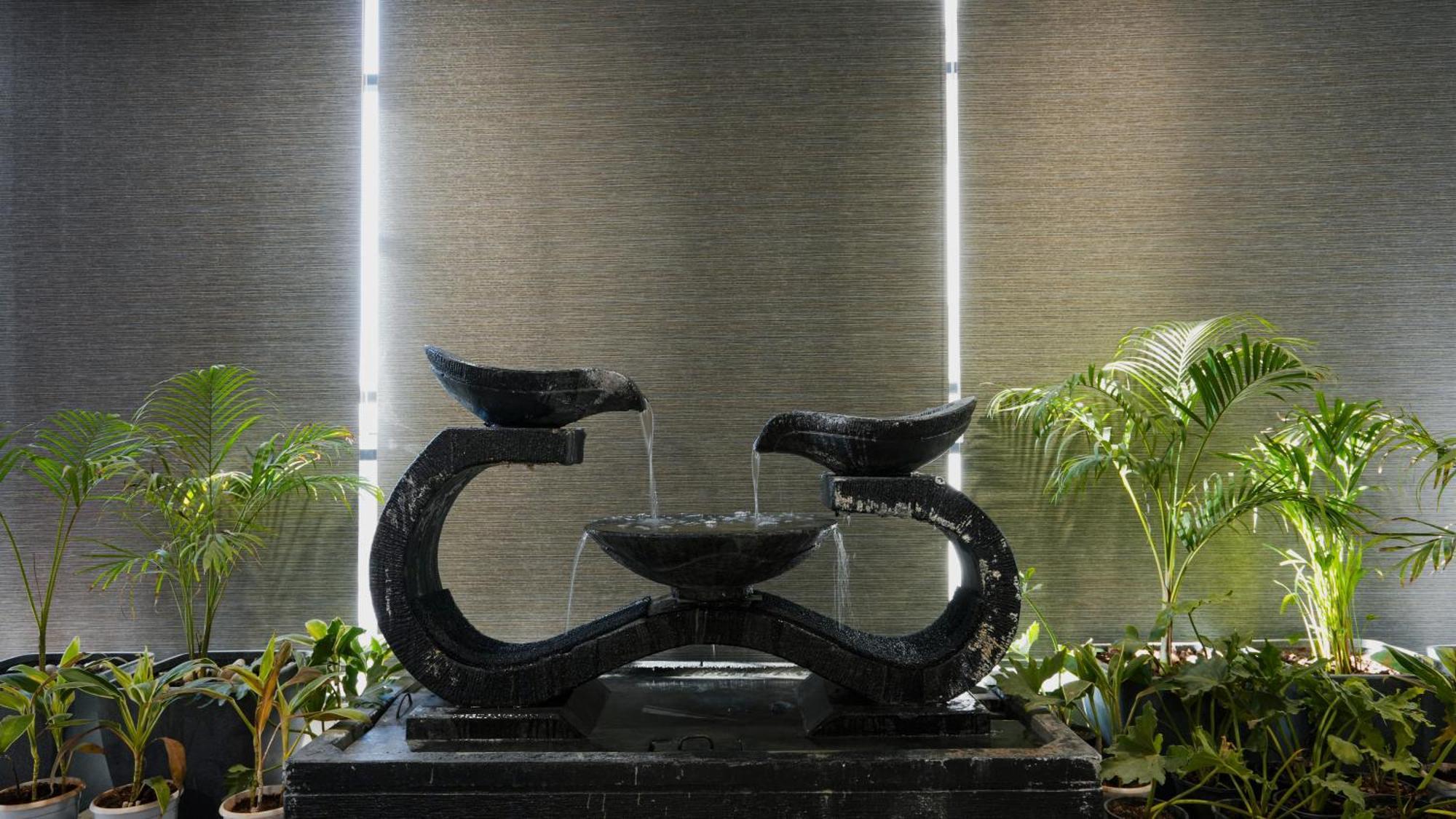 Hotel Downtown Gandhinagar Kültér fotó